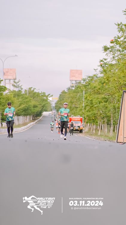 Race photo from Arutmin Borneo Run 2024