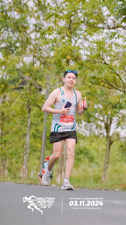 Race photo from Arutmin Borneo Run 2024