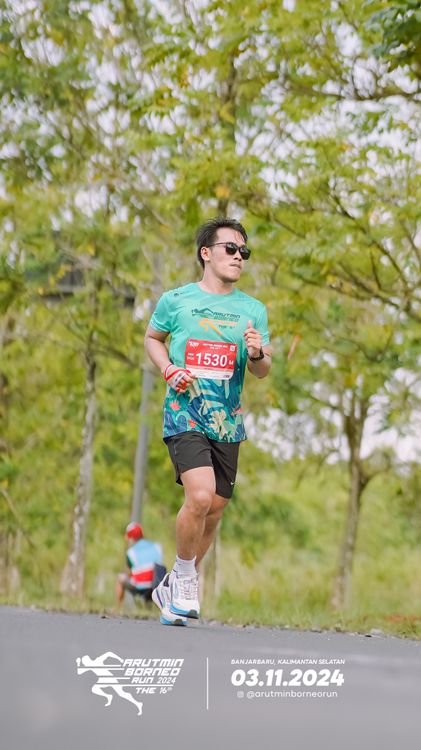 Race photo from Arutmin Borneo Run 2024