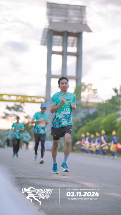 Race photo from Arutmin Borneo Run 2024