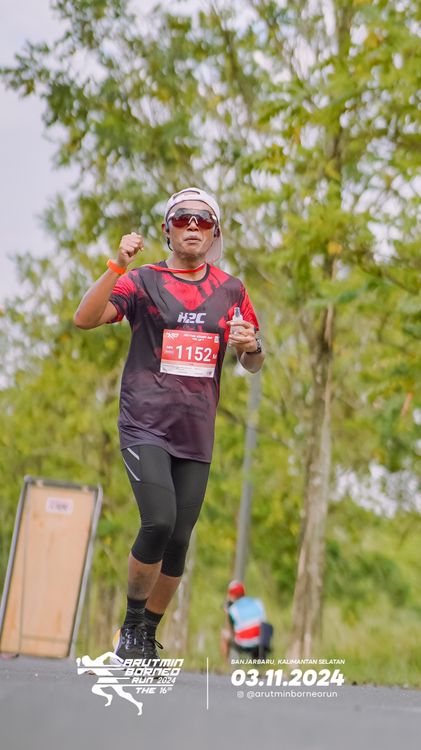 Race photo from Arutmin Borneo Run 2024