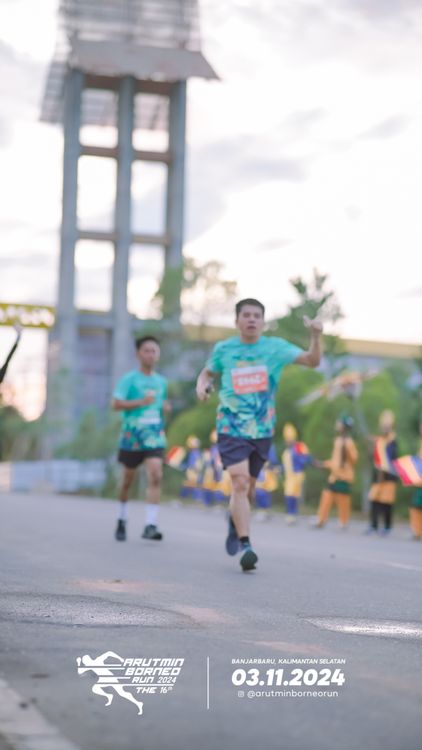 Race photo from Arutmin Borneo Run 2024