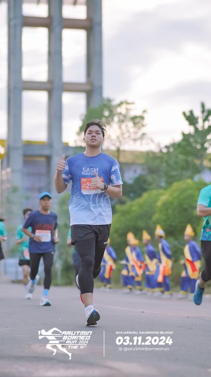 Race photo from Arutmin Borneo Run 2024