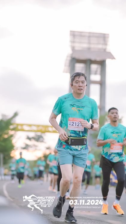 Race photo from Arutmin Borneo Run 2024