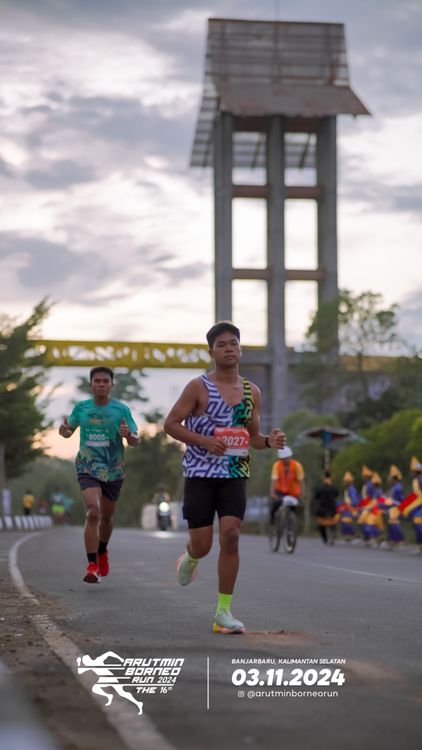 Race photo from Arutmin Borneo Run 2024