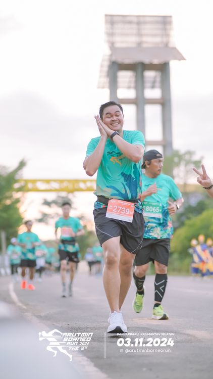 Race photo from Arutmin Borneo Run 2024