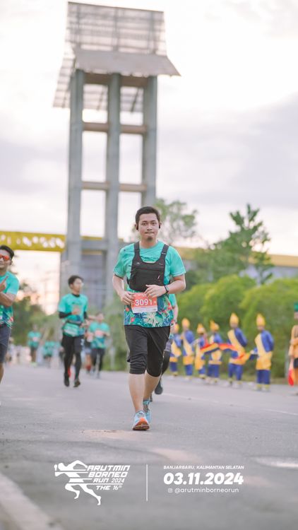 Race photo from Arutmin Borneo Run 2024