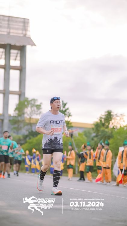 Race photo from Arutmin Borneo Run 2024