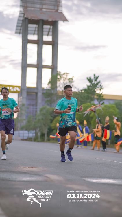 Race photo from Arutmin Borneo Run 2024