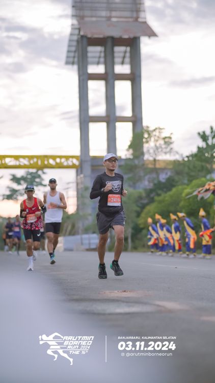 Race photo from Arutmin Borneo Run 2024