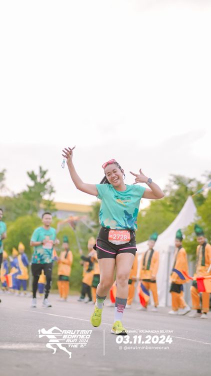 Race photo from Arutmin Borneo Run 2024