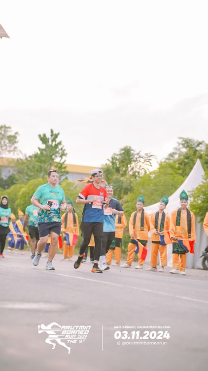 Race photo from Arutmin Borneo Run 2024
