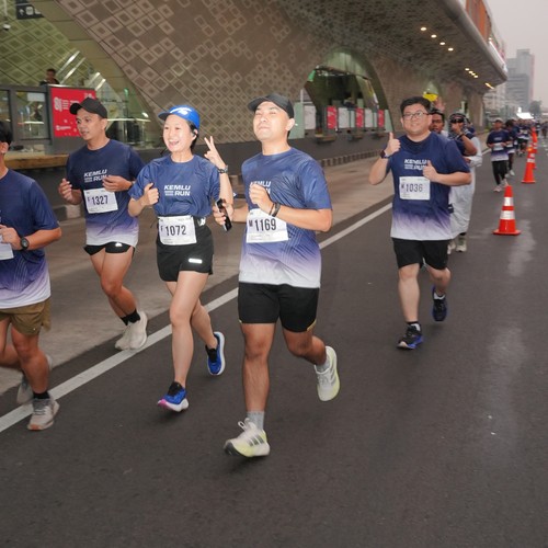 Race photo from KEMLU RUN 2026