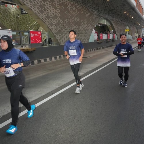 Race photo from KEMLU RUN 2026