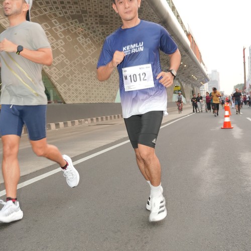 Race photo from KEMLU RUN 2026