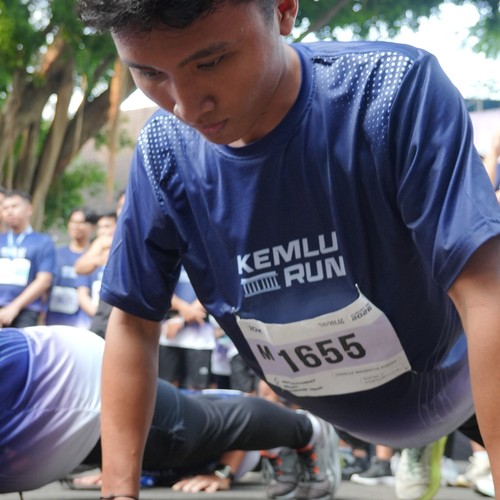 Race photo from KEMLU RUN 2026