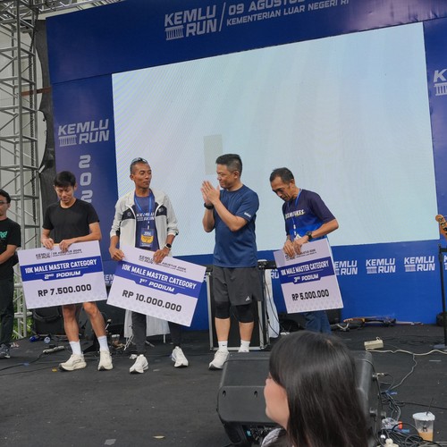 Race photo from KEMLU RUN 2026
