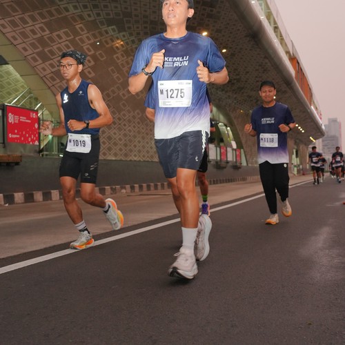 Race photo from KEMLU RUN 2026