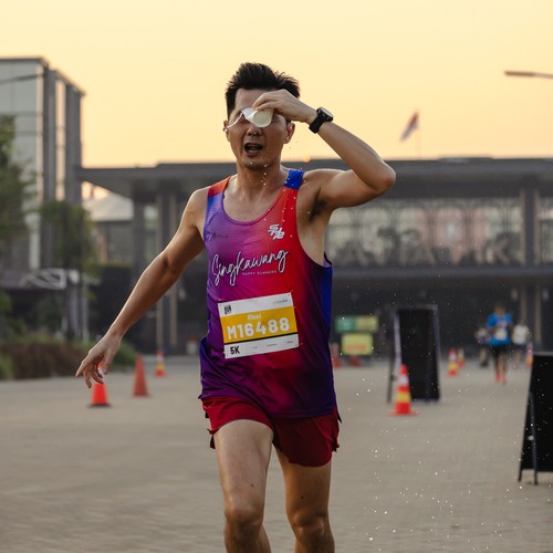 Race photo from YUK TRAVEL RUN