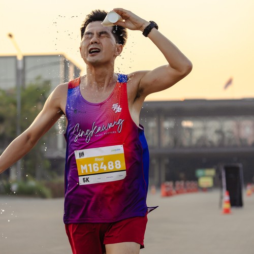 Race photo from YUK TRAVEL RUN