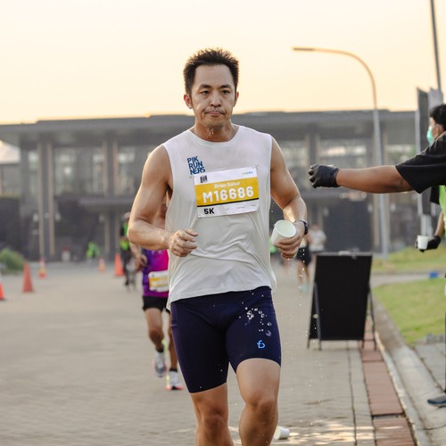 Race photo from YUK TRAVEL RUN