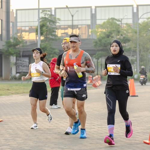 Race photo from YUK TRAVEL RUN
