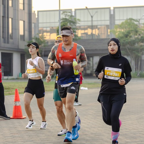 Race photo from YUK TRAVEL RUN