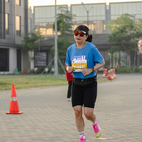 Race photo from YUK TRAVEL RUN