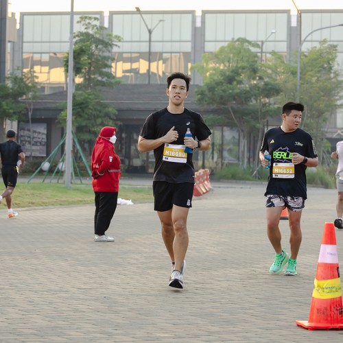 Race photo from YUK TRAVEL RUN