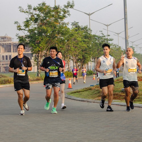 Race photo from YUK TRAVEL RUN
