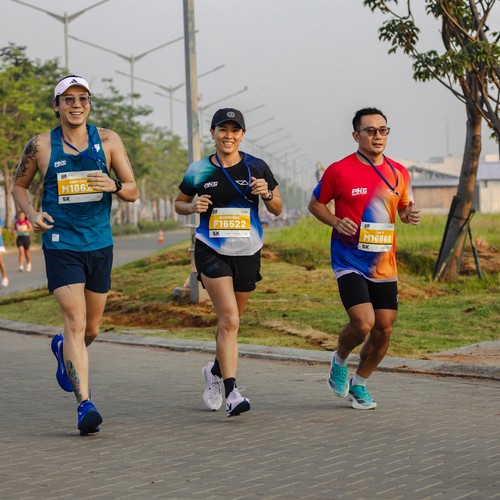 Race photo from YUK TRAVEL RUN