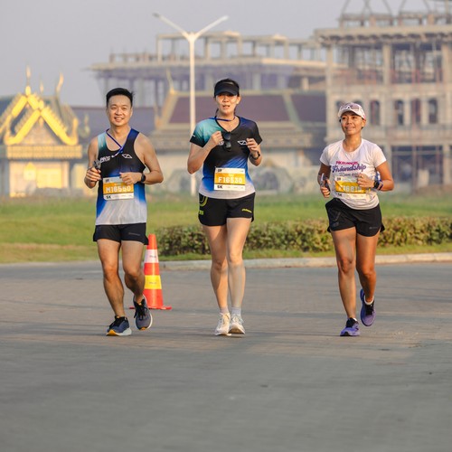 Race photo from YUK TRAVEL RUN