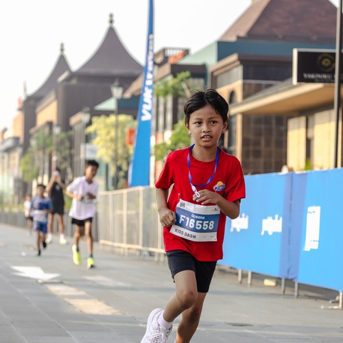Race photo from YUK TRAVEL RUN