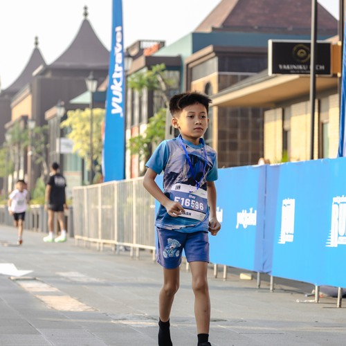 Race photo from YUK TRAVEL RUN