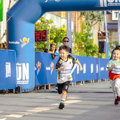 Race photo from YUK TRAVEL RUN