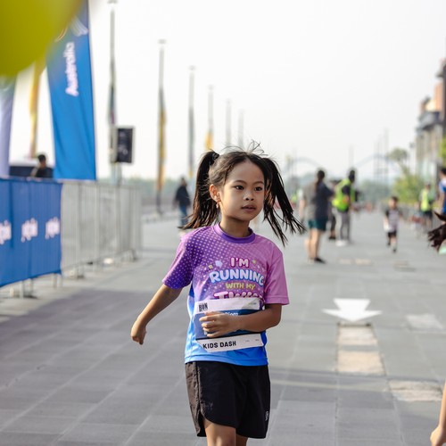 Race photo from YUK TRAVEL RUN