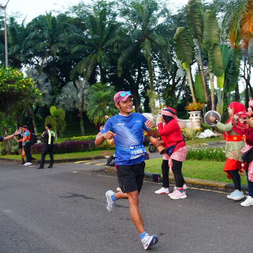 Race photo from BOGORUN 2026