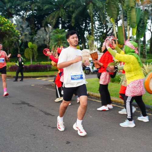 Race photo from BOGORUN 2026