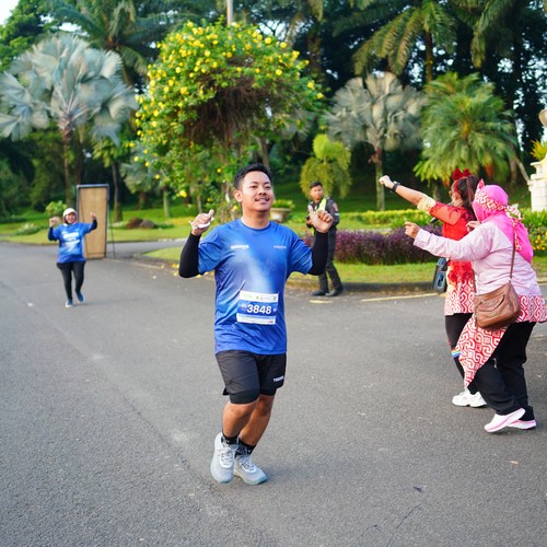 Race photo from BOGORUN 2026