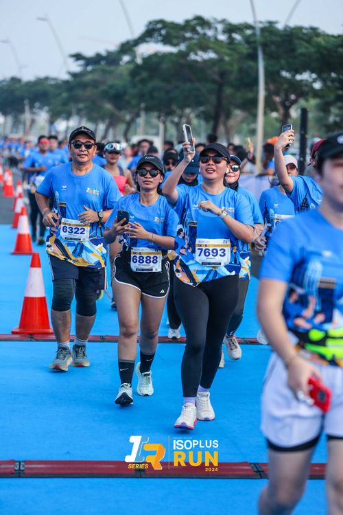 Race photo from ISOPlus Run 2024 Jakarta
