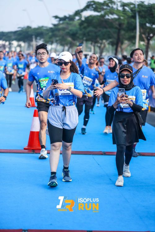 Race photo from ISOPlus Run 2024 Jakarta