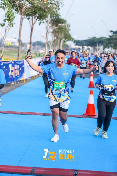Race photo from ISOPlus Run 2024 Jakarta