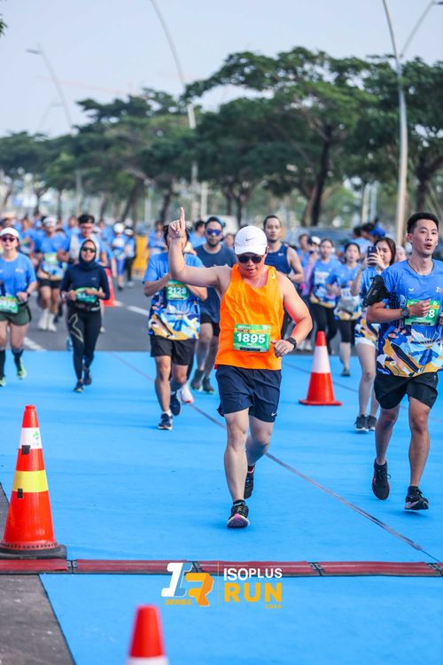 Race photo from ISOPlus Run 2024 Jakarta