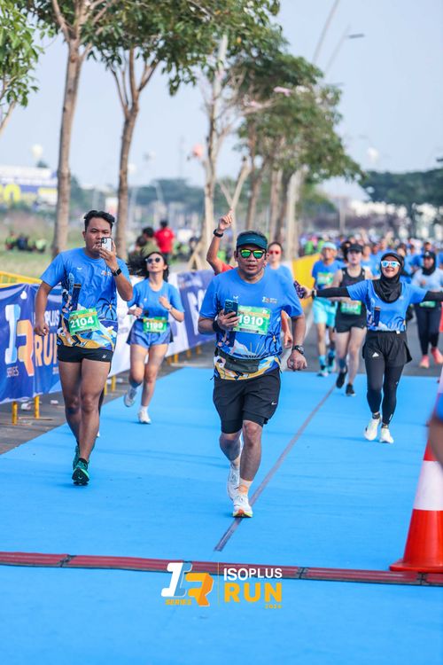 Race photo from ISOPlus Run 2024 Jakarta