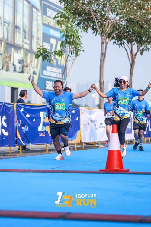 Race photo from ISOPlus Run 2024 Jakarta