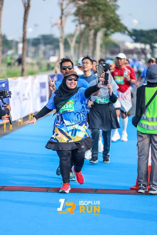 Race photo from ISOPlus Run 2024 Jakarta