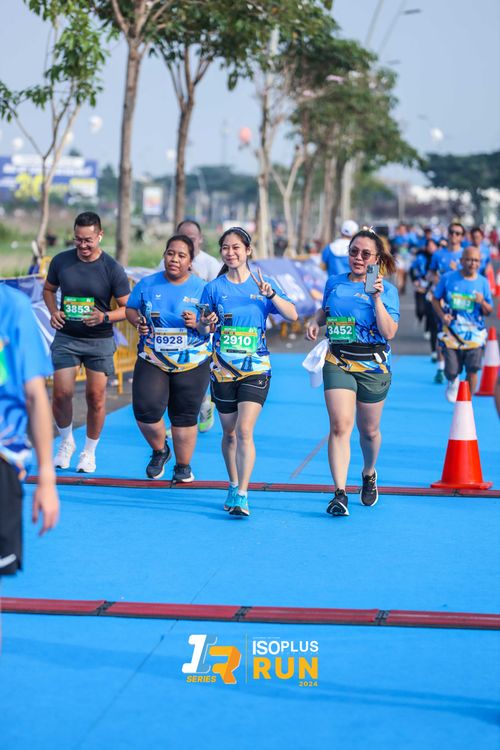 Race photo from ISOPlus Run 2024 Jakarta