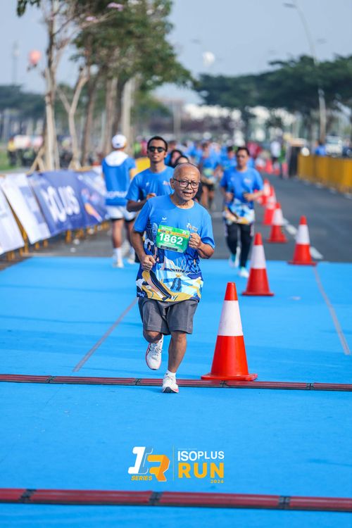 Race photo from ISOPlus Run 2024 Jakarta