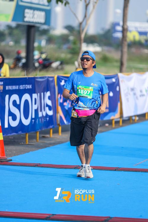 Race photo from ISOPlus Run 2024 Jakarta