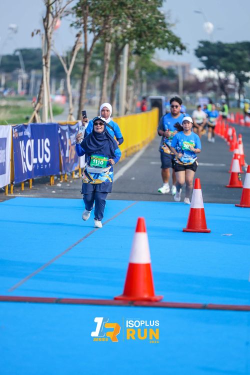 Race photo from ISOPlus Run 2024 Jakarta